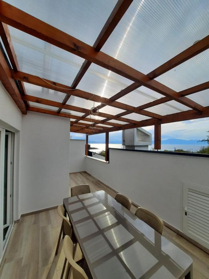 Njivice, Otok Krk, Apartman Dora المظهر الخارجي الصورة