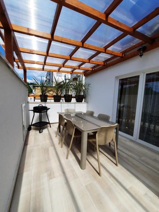 Njivice, Otok Krk, Apartman Dora المظهر الخارجي الصورة